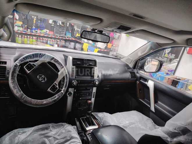 Toyota Land Cruiser Prado 2010, 196,000 km - 4.0 л - Gəncə