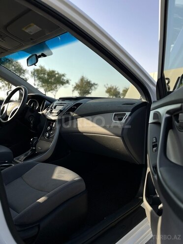 Hyundai Elantra 2015, 63,793 km - 1.8 l - Bakı