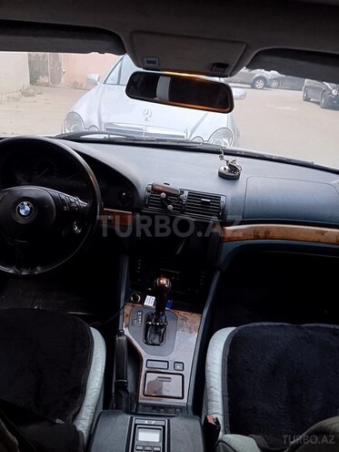 BMW 528 2000, 325,000 km - 2.5 л - Bakı