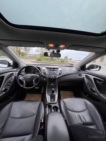 Hyundai Elantra 2014, 170,000 km - 1.8 l - Qəbələ