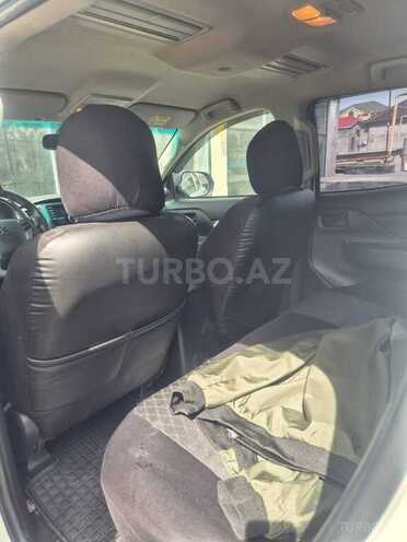 Mitsubishi L200 2022, 72,000 km - 2.4 l - Bakı