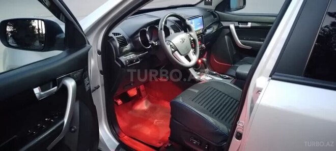 Kia Sorento 2009, 195,854 km - 2.2 l - Sabirabad