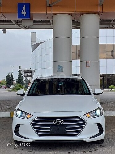 Hyundai Elantra 2018, 148,864 km - 2.0 l - Yevlax