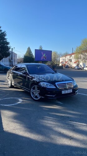 Mercedes S 500 2007, 149,000 km - 5.5 l - Qax