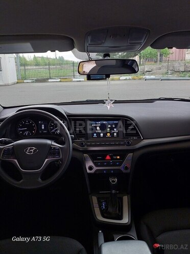 Hyundai Elantra 2018, 148,864 km - 2.0 l - Yevlax