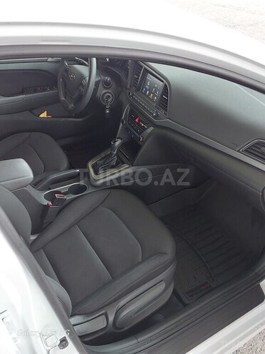 Hyundai Elantra 2018, 148,864 km - 2.0 l - Yevlax