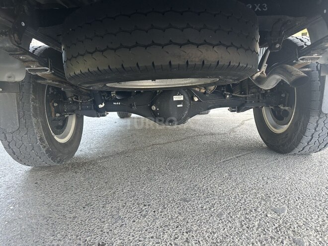 Mitsubishi L200 2021, 102,000 km - 2.5 l - Bakı