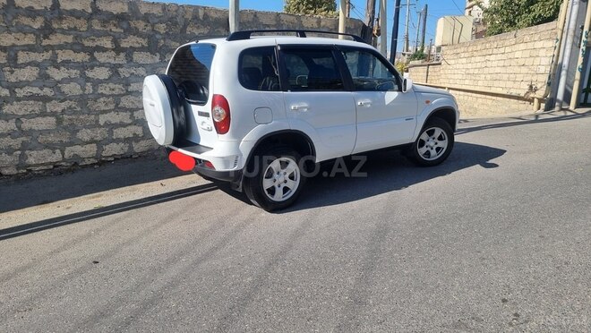 Chevrolet Niva 2011, 262,000 km - 1.7 л - Bakı