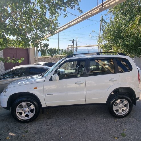 Chevrolet Niva 2011, 262,000 km - 1.7 л - Bakı
