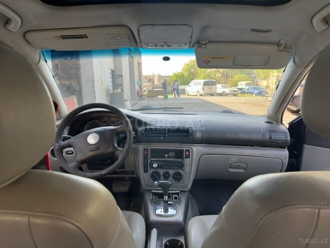 Volkswagen Passat 2004, 300,512 km - 1.8 л - Sumqayıt