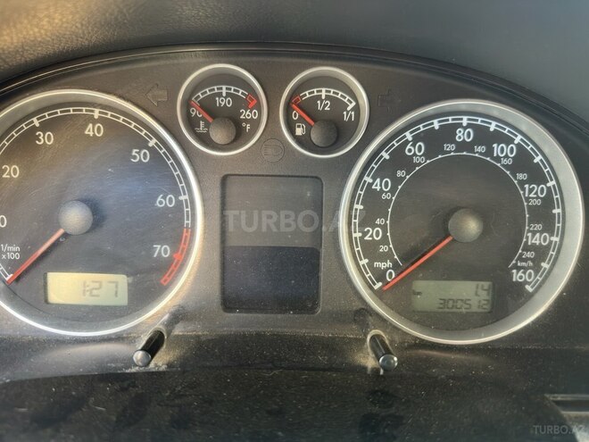 Volkswagen Passat 2004, 300,512 km - 1.8 л - Sumqayıt