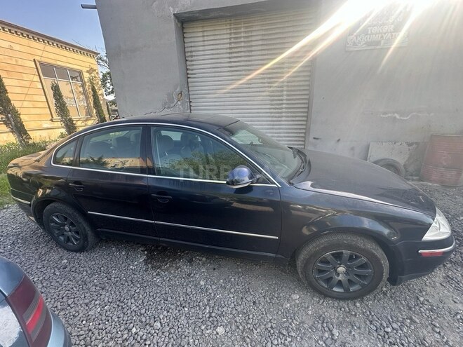 Volkswagen Passat 2004, 300,512 km - 1.8 л - Sumqayıt
