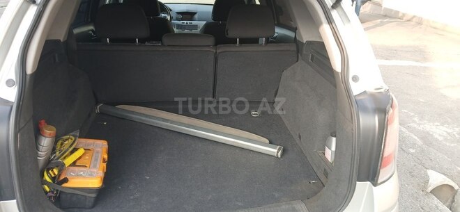 Opel Astra 2009, 249,415 km - 1.4 l - Gəncə