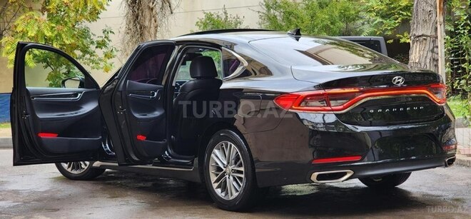 Hyundai Grandeur 2017, 168,100 km - 2.2 л - Bakı