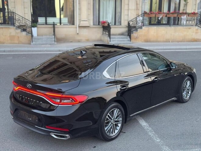 Hyundai Grandeur 2017, 168,100 km - 2.2 л - Bakı