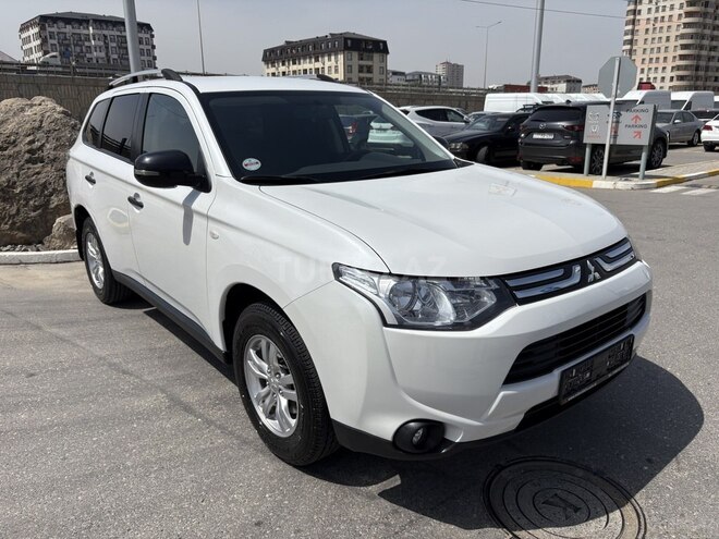 Mitsubishi Outlander 2015, 71,803 km - 2.4 л - Bakı