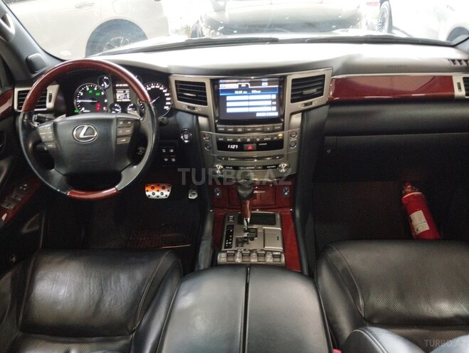Lexus LX 570 2013, 128,000 km - 5.7 l - Bakı