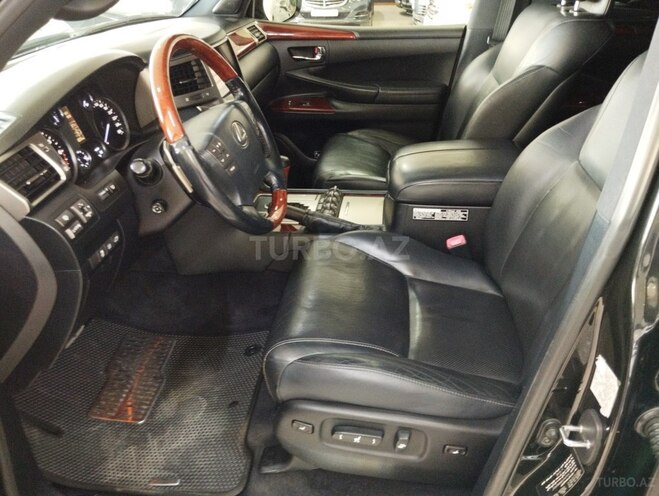 Lexus LX 570 2013, 128,000 km - 5.7 l - Bakı