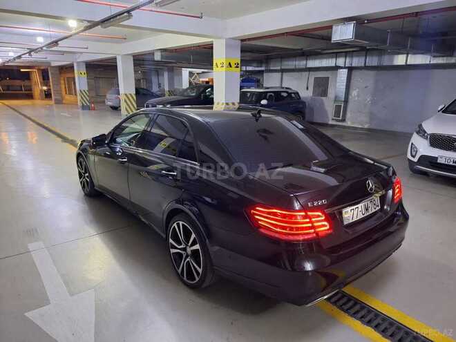 Mercedes E 220 d 2015, 185,000 km - 2.2 l - Ucar