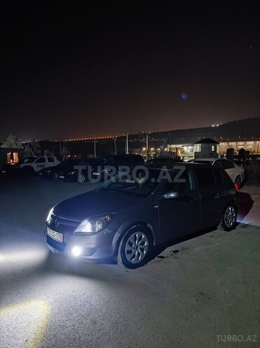 Opel Astra 2005, 272,250 km - 1.4 л - Bakı