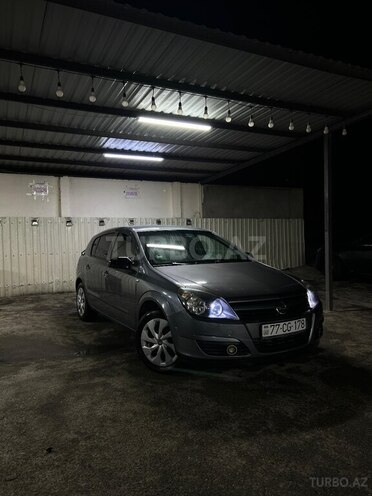 Opel Astra 2005, 272,250 km - 1.4 л - Bakı