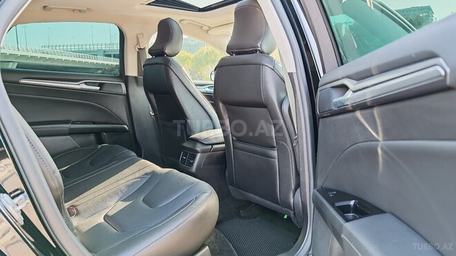 Ford Fusion (North America) 2015, 106,500 km - 2.0 л - Bakı