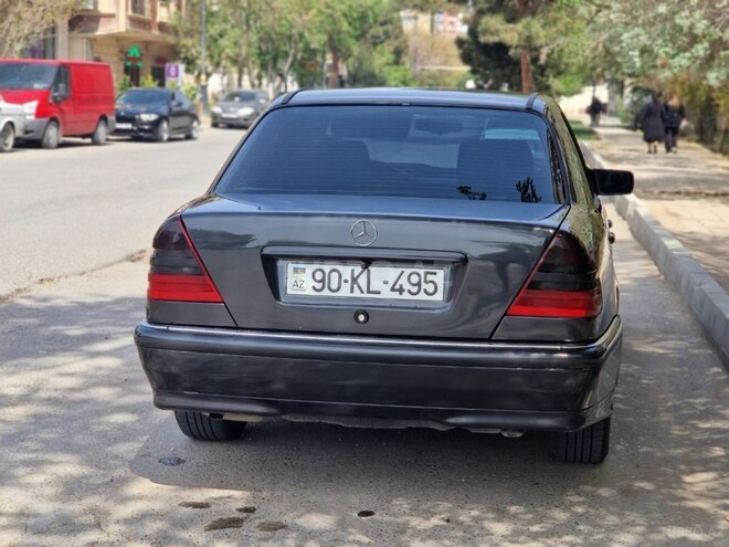 Mercedes C 180 1997, 373,000 km - 1.8 l - Bakı