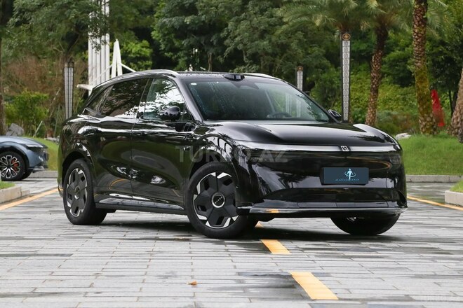 ZEEKR 7X-3