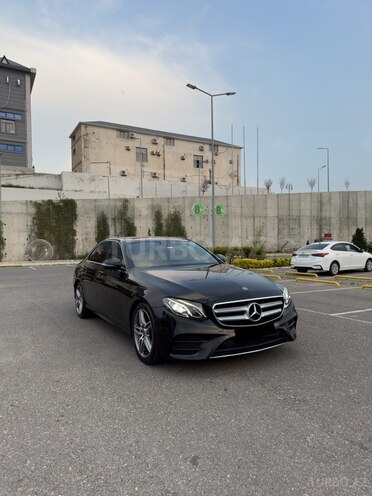 Mercedes E 220 d 2019, 219,000 km - 2.2 l - Bakı