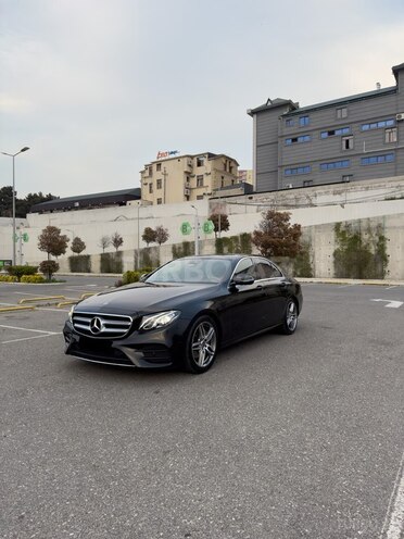 Mercedes E 220 d 2019, 219,000 km - 2.2 l - Bakı