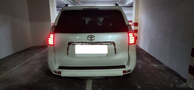 Toyota Land Cruiser Prado 2010, 230,000 km - 2.7 l - Bakı