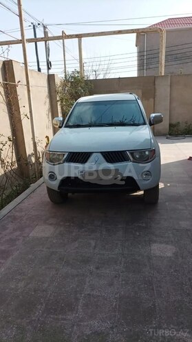 Mitsubishi L200 2007, 261,000 km - 2.5 l - Bakı