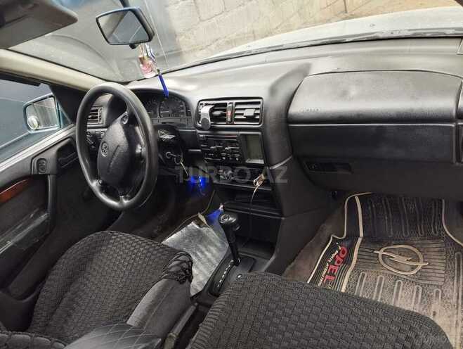 Opel Vectra 1995, 333,000 km - 2.0 l - Balakən