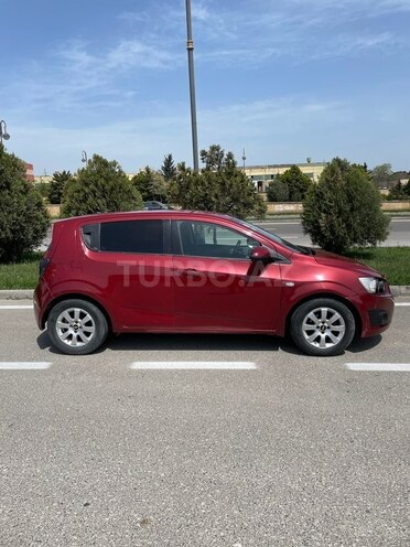 Chevrolet Aveo-4