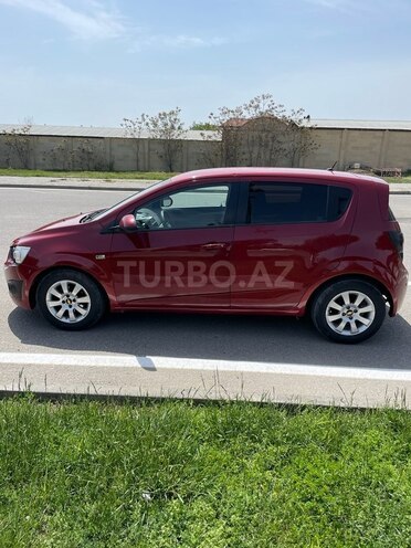 Chevrolet Aveo-8