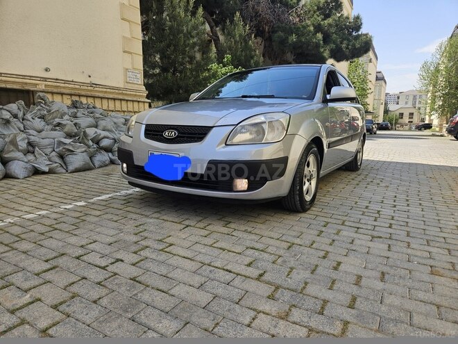 Kia Rio 2006, 237,000 km - 1.4 l - Biləsuvar