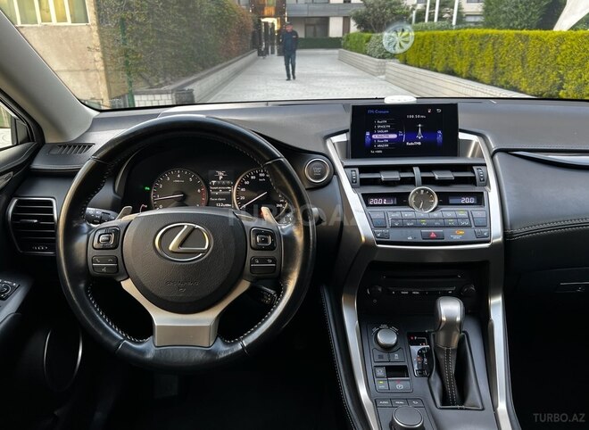 Lexus NX 200t 2018, 65,000 km - 2.0 l - Bakı