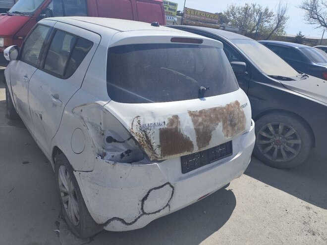 Suzuki Swift 2013, 230,000 km - 1.3 l - Bakı