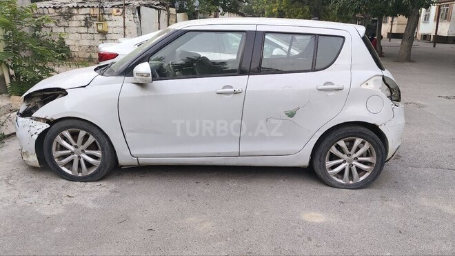 Suzuki Swift 2013, 230,000 km - 1.3 l - Bakı