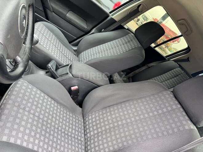 Renault Megane-7
