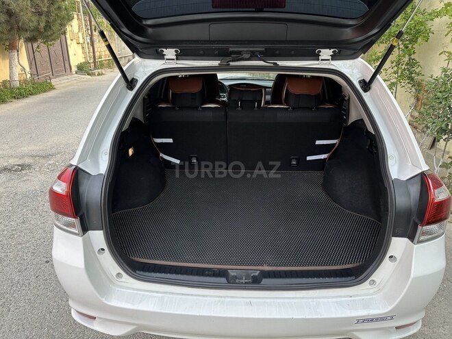 Toyota Corolla Fielder 2018, 133,000 km - 1.5 л - Bakı