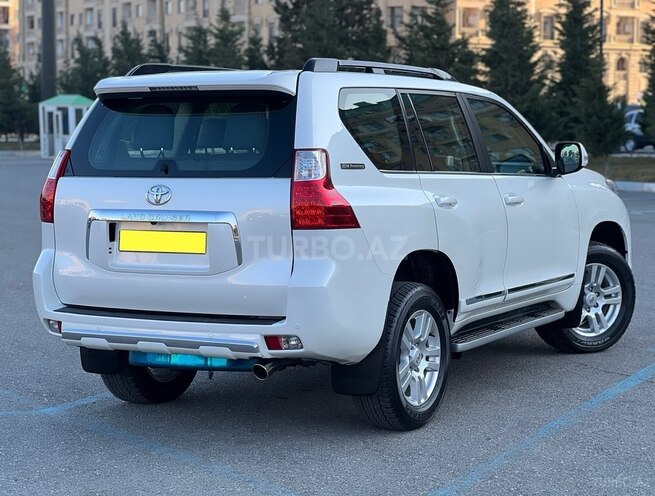 Toyota Land Cruiser Prado 2011, 197,000 km - 4.0 l - Bakı
