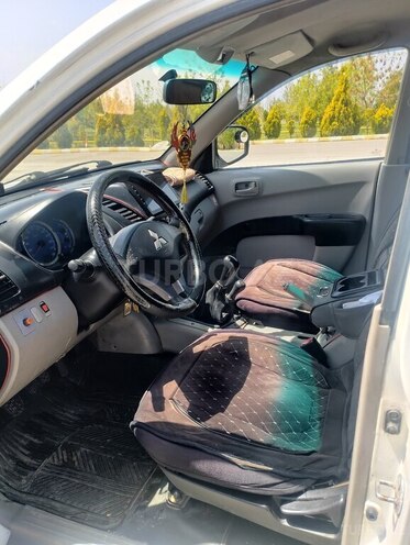 Mitsubishi L200 2007, 342,000 km - 2.5 l - Naxçıvan