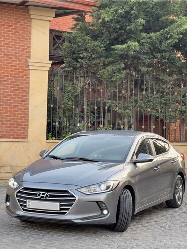 Hyundai Avante 2015, 187,700 km - 1.6 л - Bakı