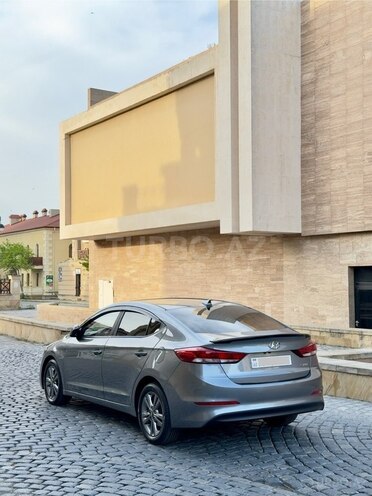 Hyundai Avante 2015, 187,700 km - 1.6 л - Bakı