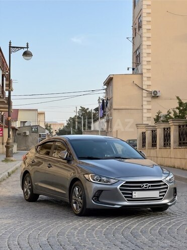 Hyundai Avante 2015, 187,700 km - 1.6 л - Bakı