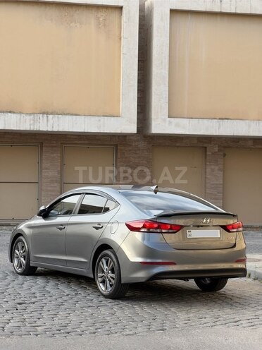 Hyundai Avante 2015, 187,700 km - 1.6 л - Bakı