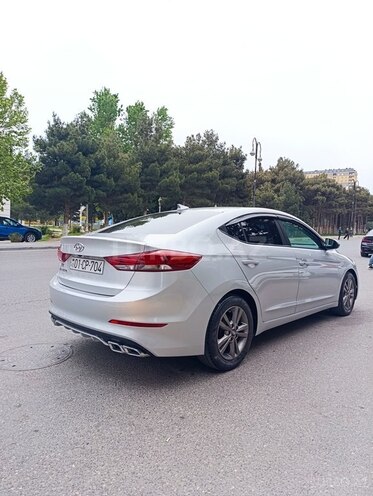 Hyundai Elantra 2016, 111,045 km - 2.0 l - Ağdam