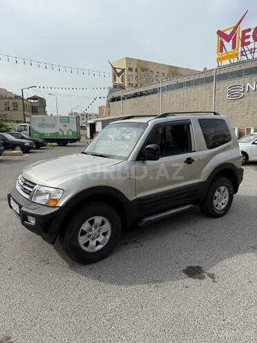 Mitsubishi Pajero 2001, 347,000 km - 3.0 l - Bakı