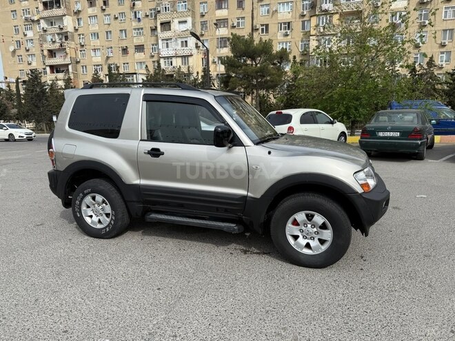 Mitsubishi Pajero 2001, 347,000 km - 3.0 l - Bakı